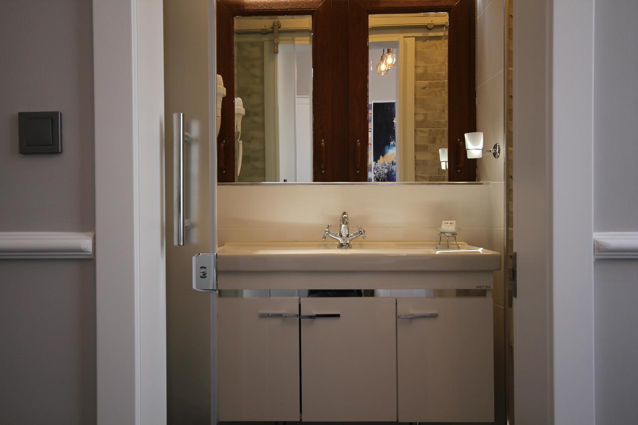 Hotel Naumpasa Konagi Istanboel Buitenkant foto